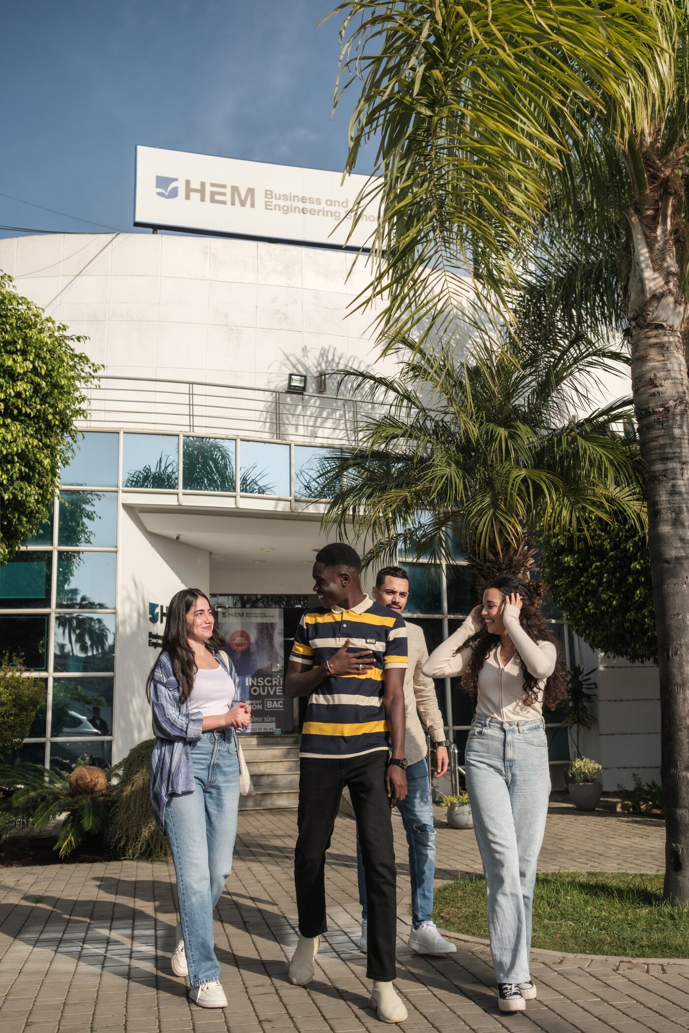 Campus HEM et étudiants